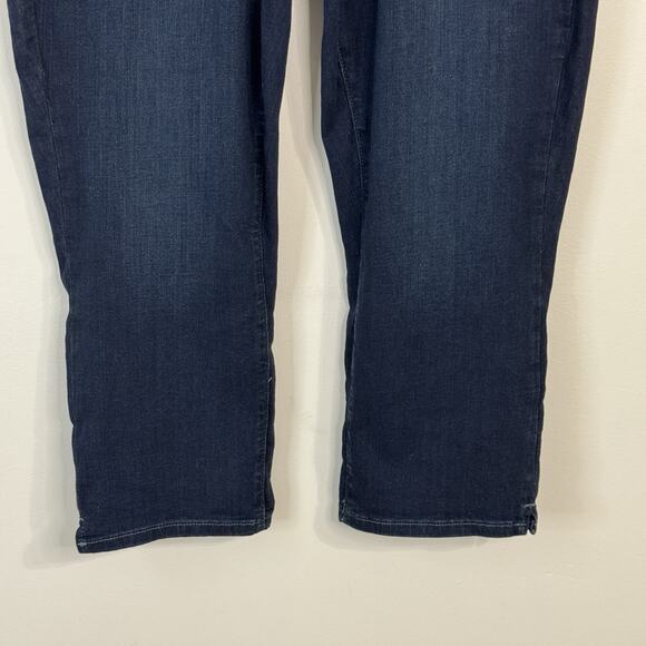 NWT Lane Bryant Low Rise Super Stretch Capri Jeans Size 18 Blue Dark Wash - Picture 5 of 14